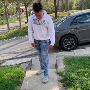 Meet your Posher, Elvis